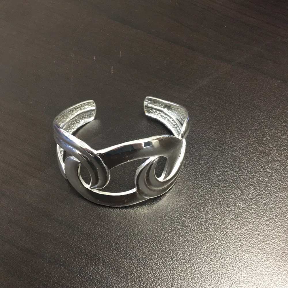 Cuff bracelet